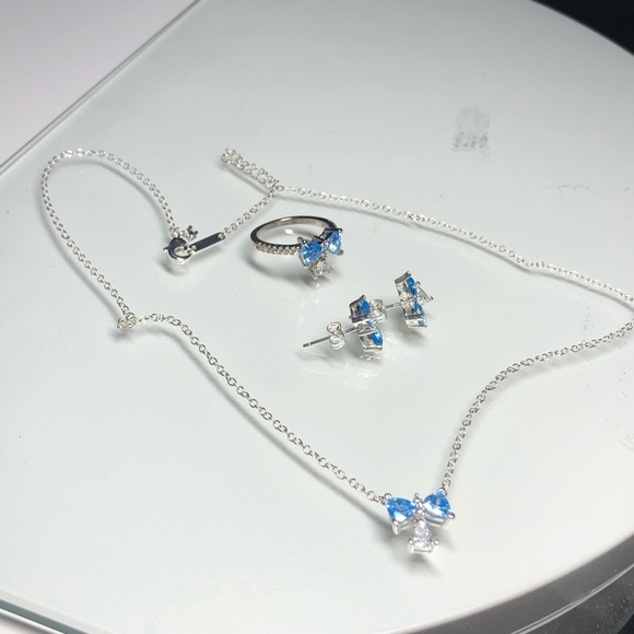 Pandora bridgerton limited edition blue bow complete set - Picture 5 of 9